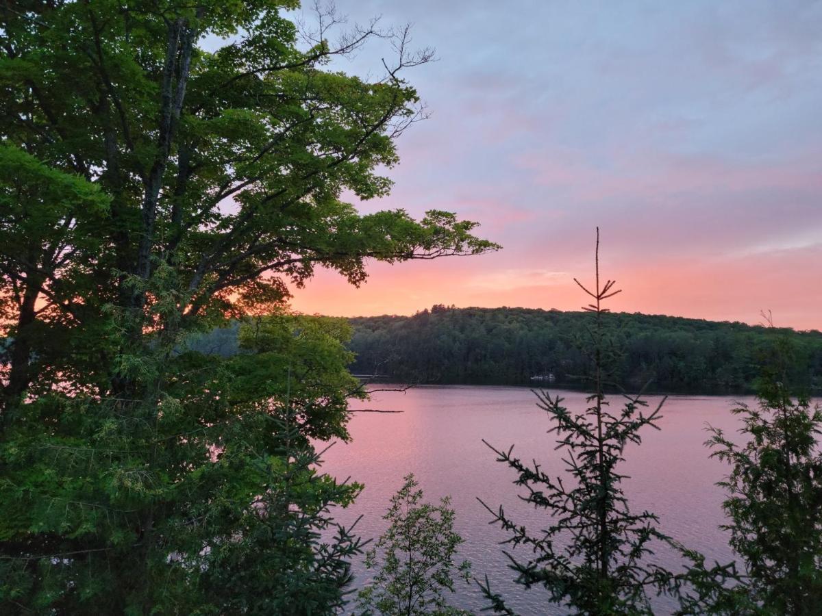 Somerset Lakeside Resort Bancroft Exterior foto